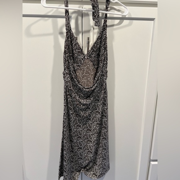 Tommy Bahama Halter Active Dress. Size XS. EUC. - Picture 7 of 7